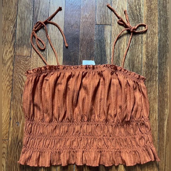 NWT H&M Ribbed Top - Picture 2 of 4